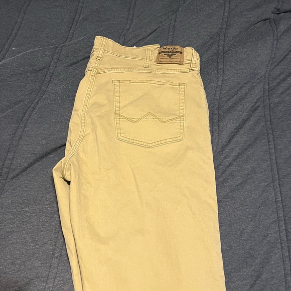 Wrangler pants - Picture 5 of 6
